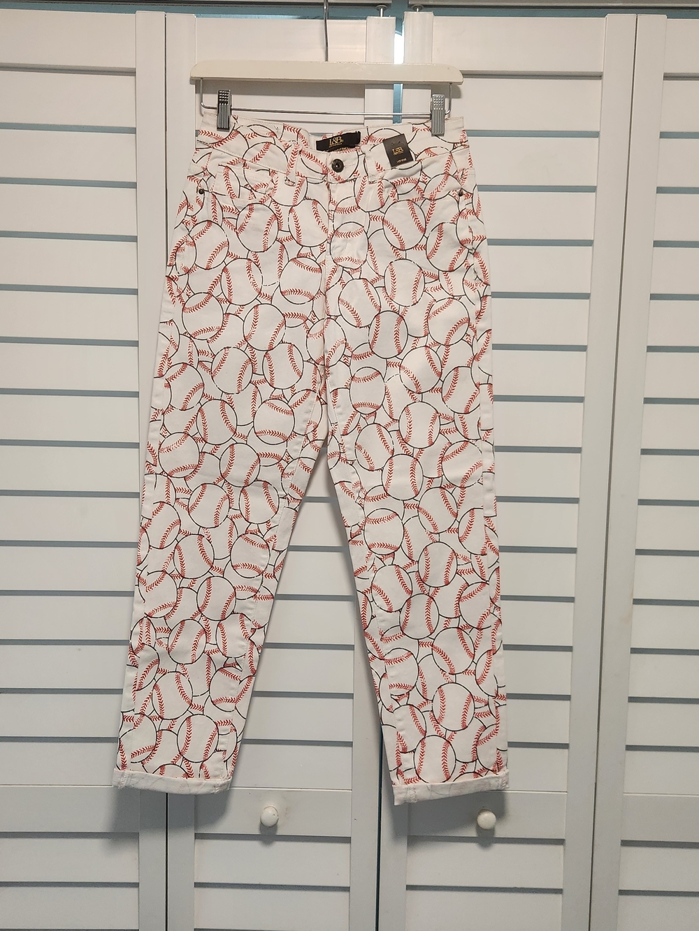 Baseball Print White Cropped Pants